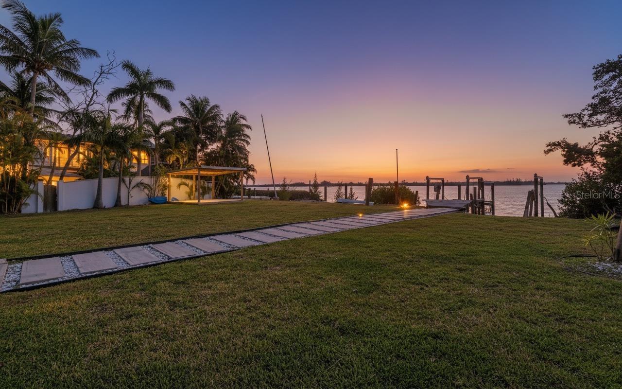 Image 2 of 15 For 10218 46th Avenue W