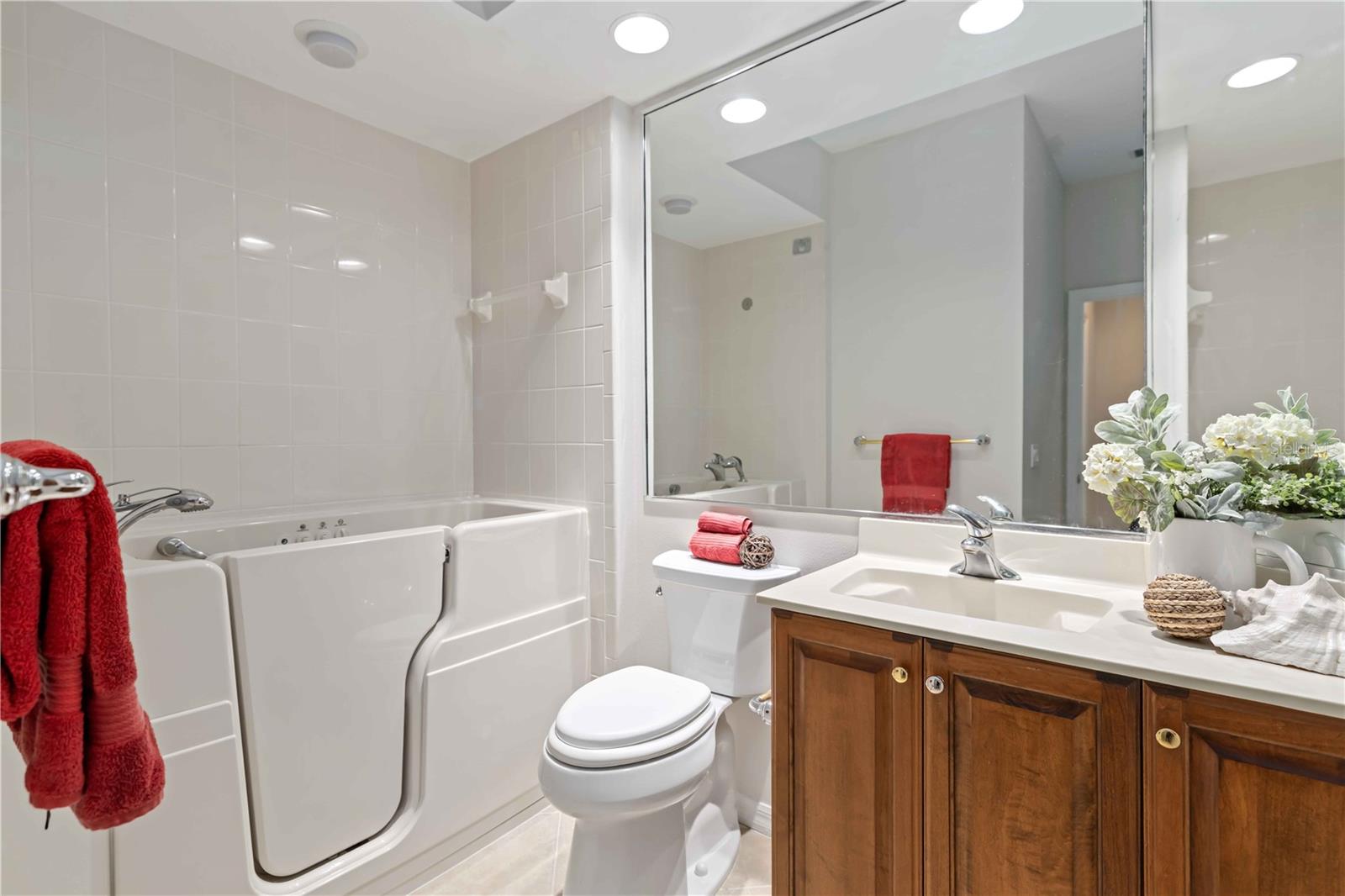 Image 13 of 54 For 7815 Ashley Circle