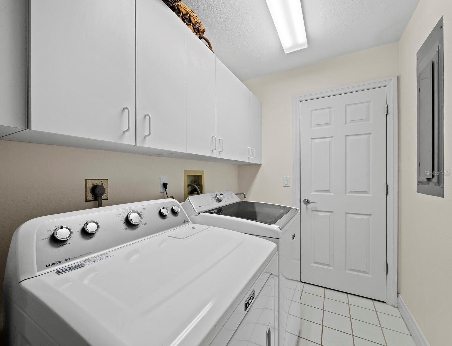 Image 28 of 50 For 3466 Winding Oaks Drive 35