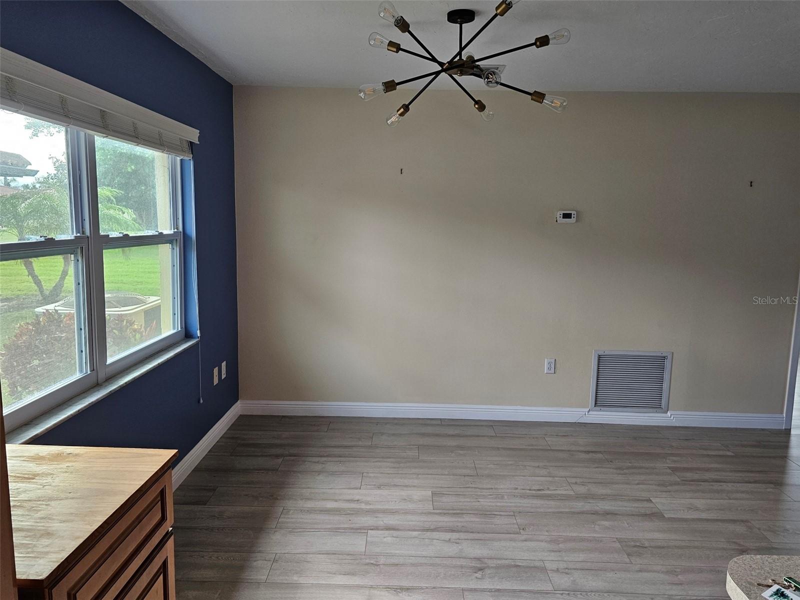 Image 8 of 23 For 3304 Mcdill Road