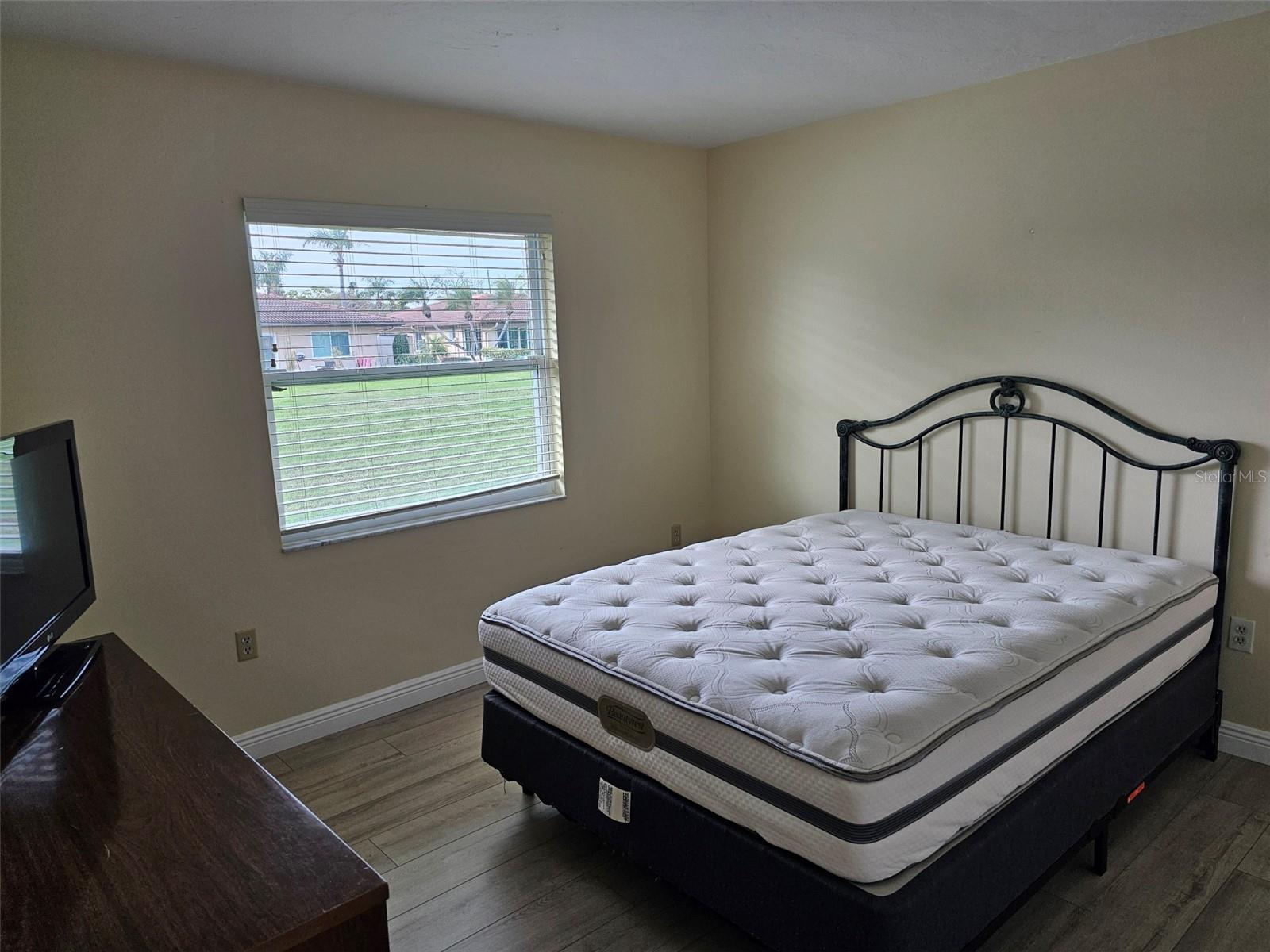 Image 9 of 23 For 3304 Mcdill Road