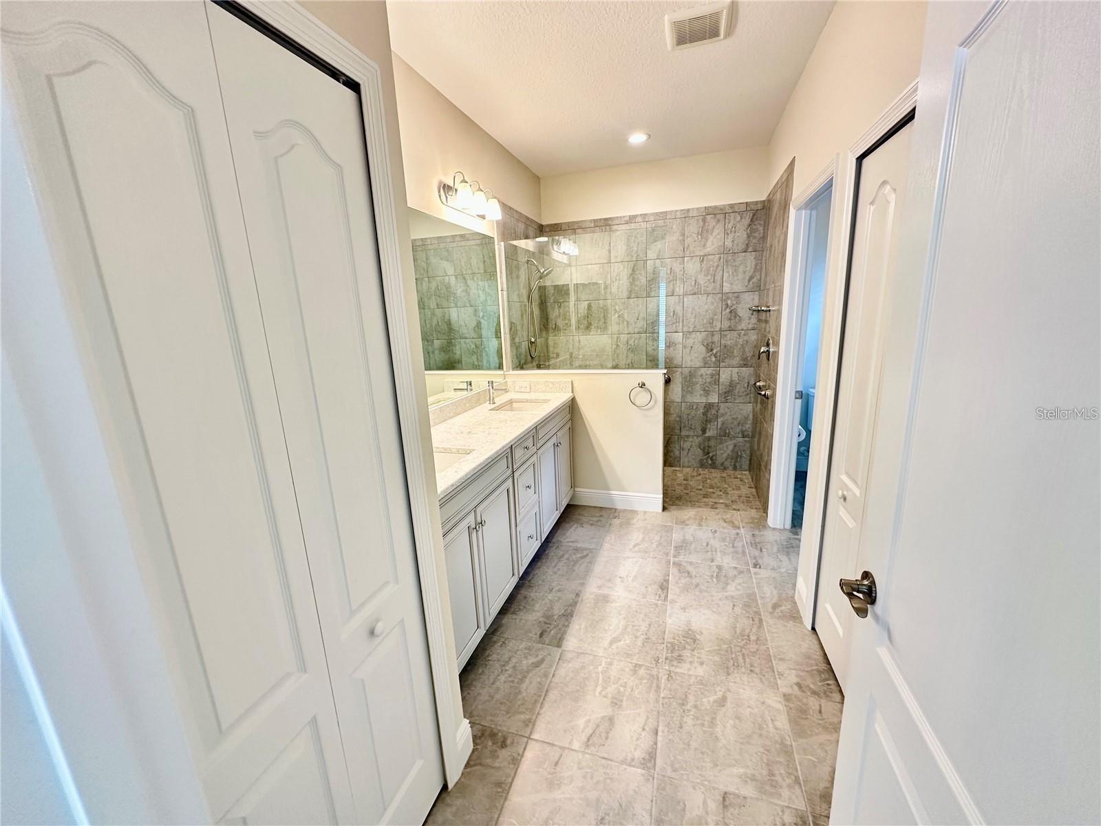 Image 12 of 25 For 2633 Star Apple Way