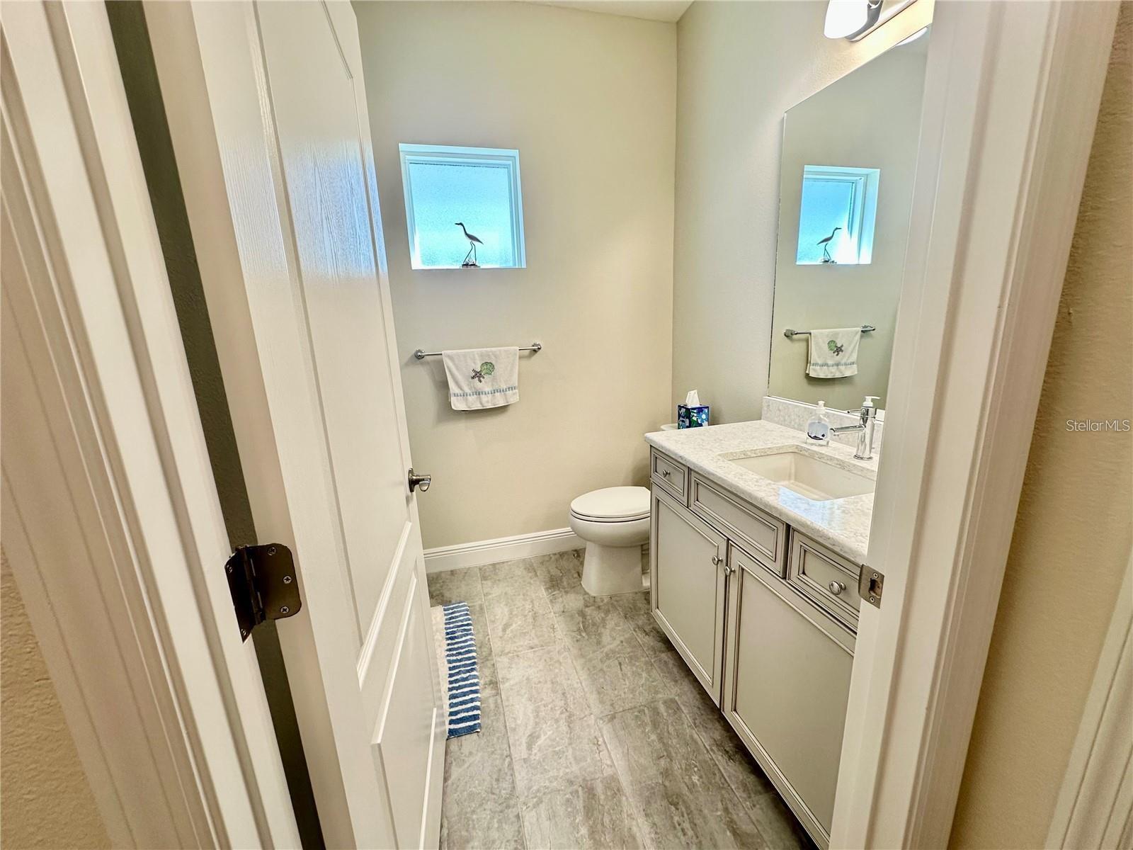 Image 20 of 25 For 2633 Star Apple Way