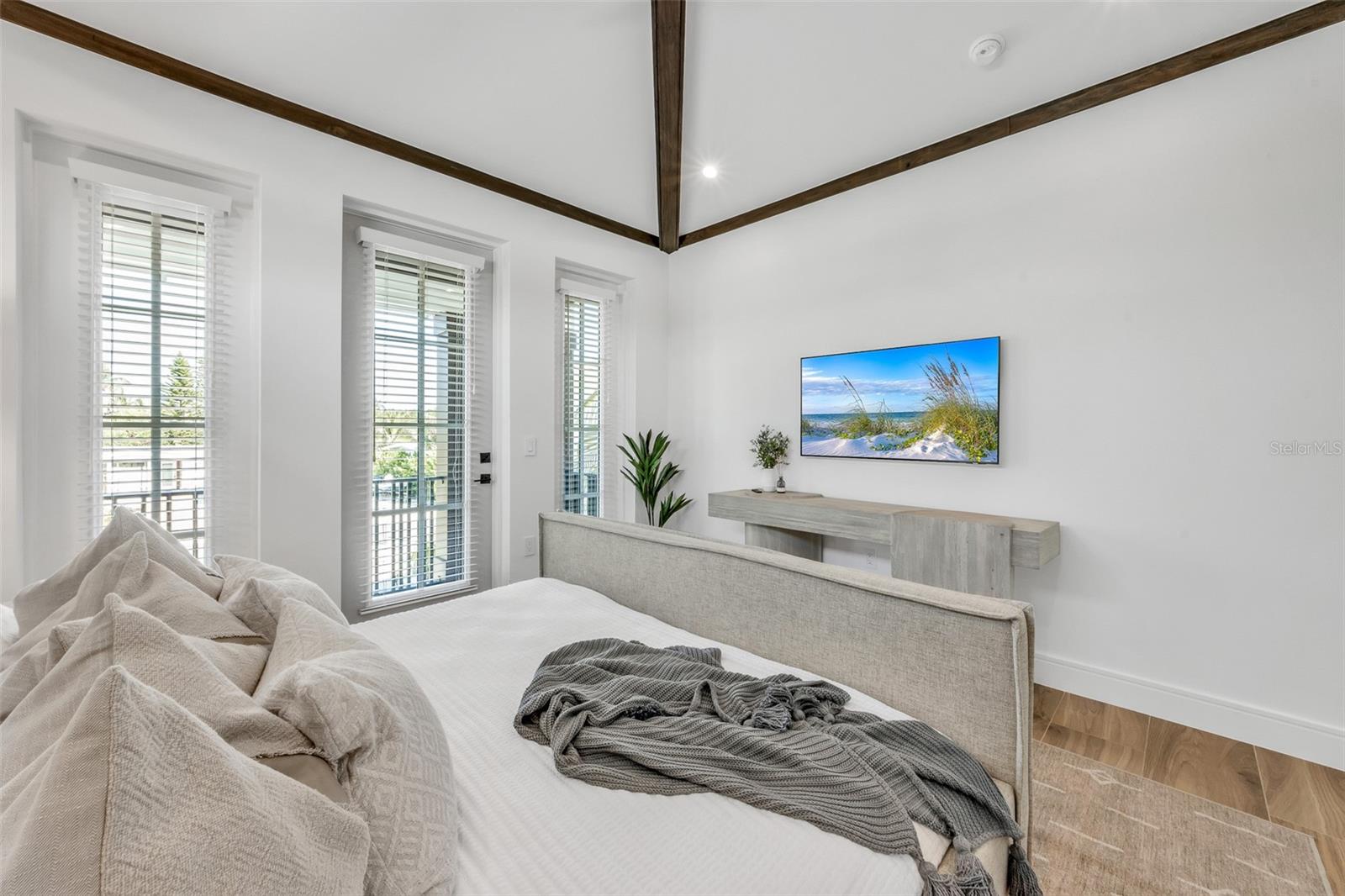 Image 37 of 95 For 224 Chilson Avenue