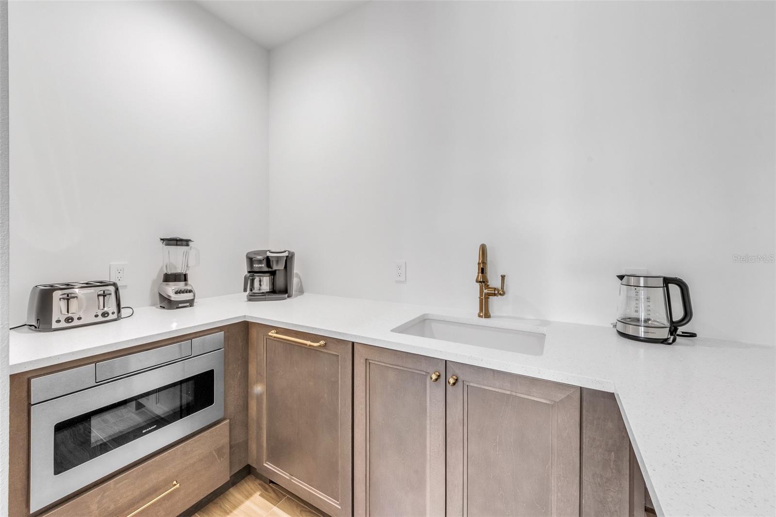 Image 47 of 95 For 224 Chilson Avenue