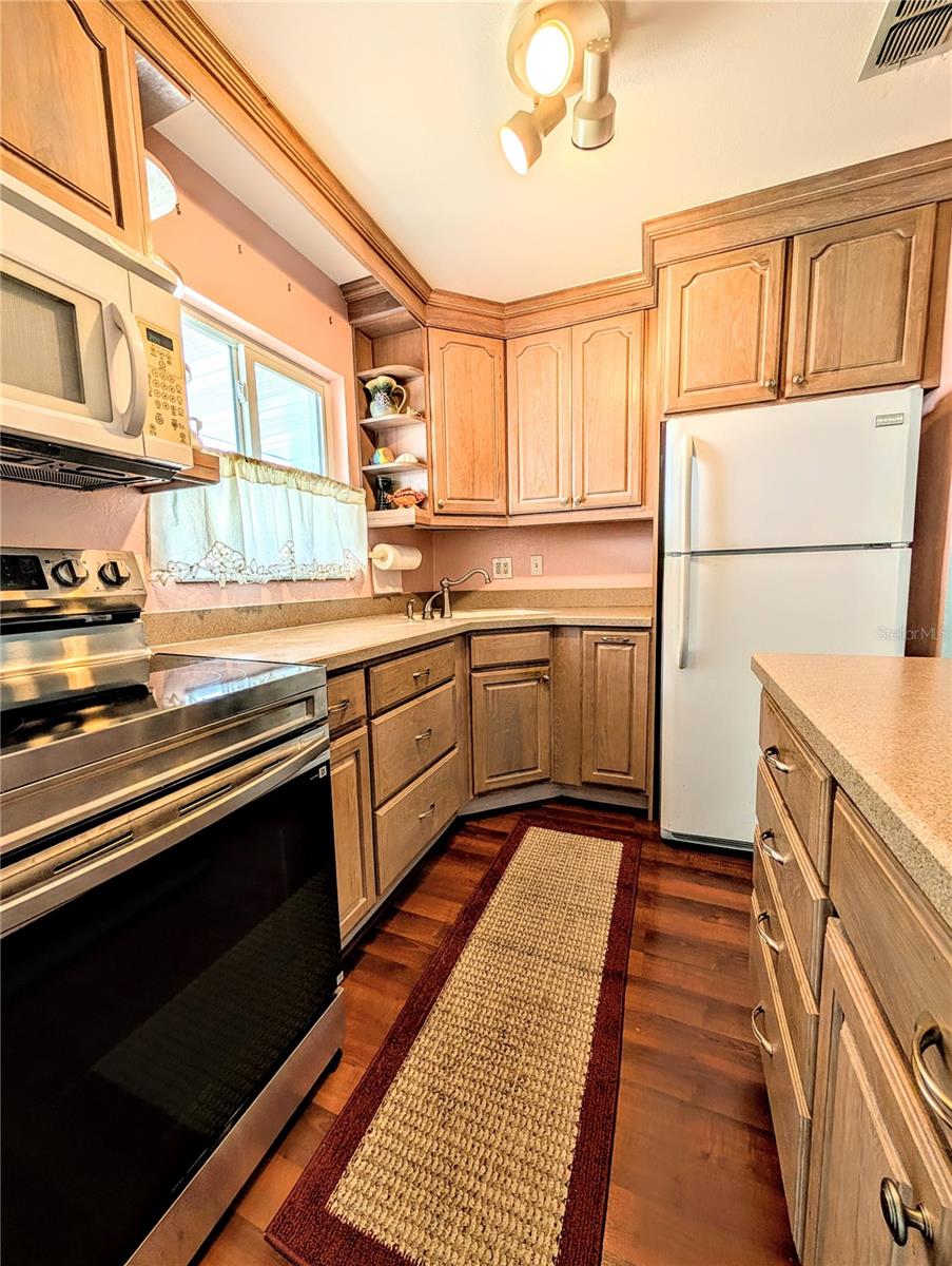 Image 4 of 21 For 2238 Canal Drive D34