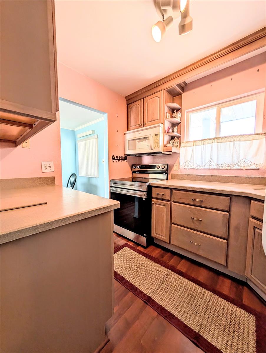 Image 5 of 21 For 2238 Canal Drive D34