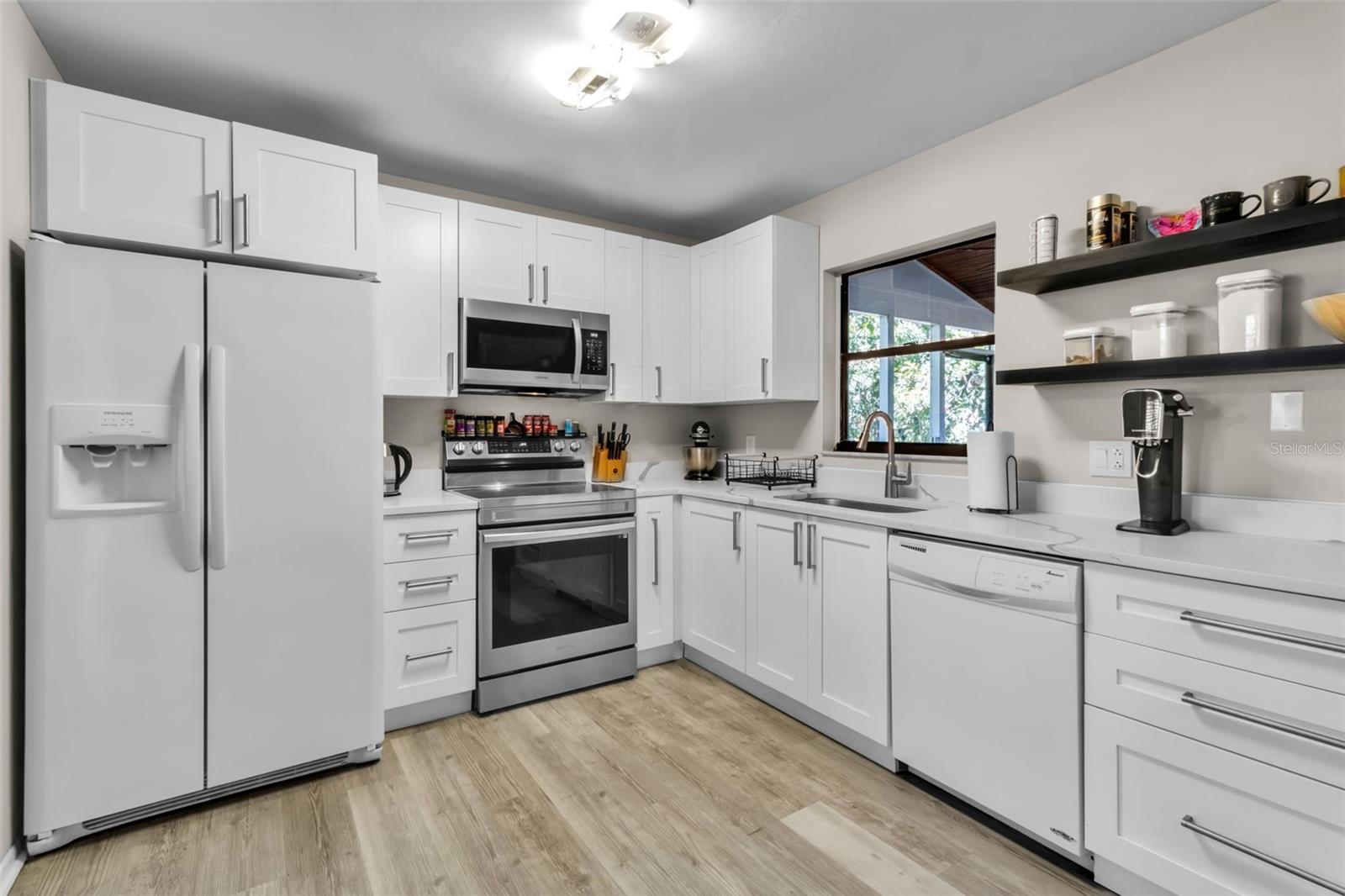 Image 13 of 45 For 3415 51st Avenue Circle W 206