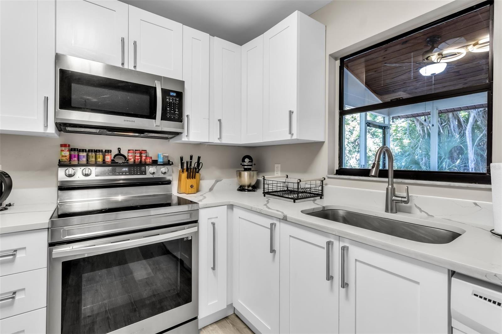 Image 14 of 45 For 3415 51st Avenue Circle W 206