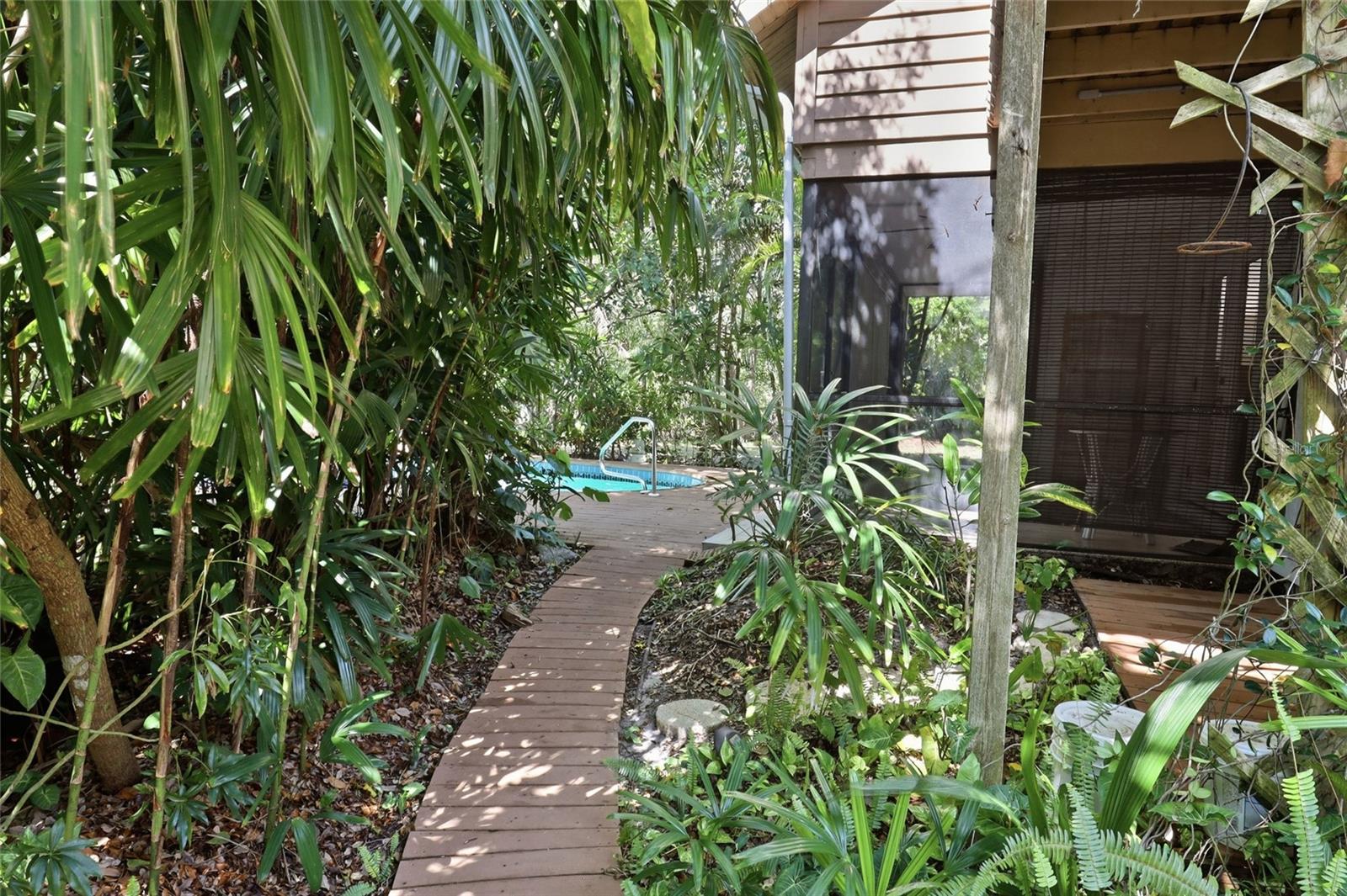 Image 31 of 46 For 7336 Curlew Street