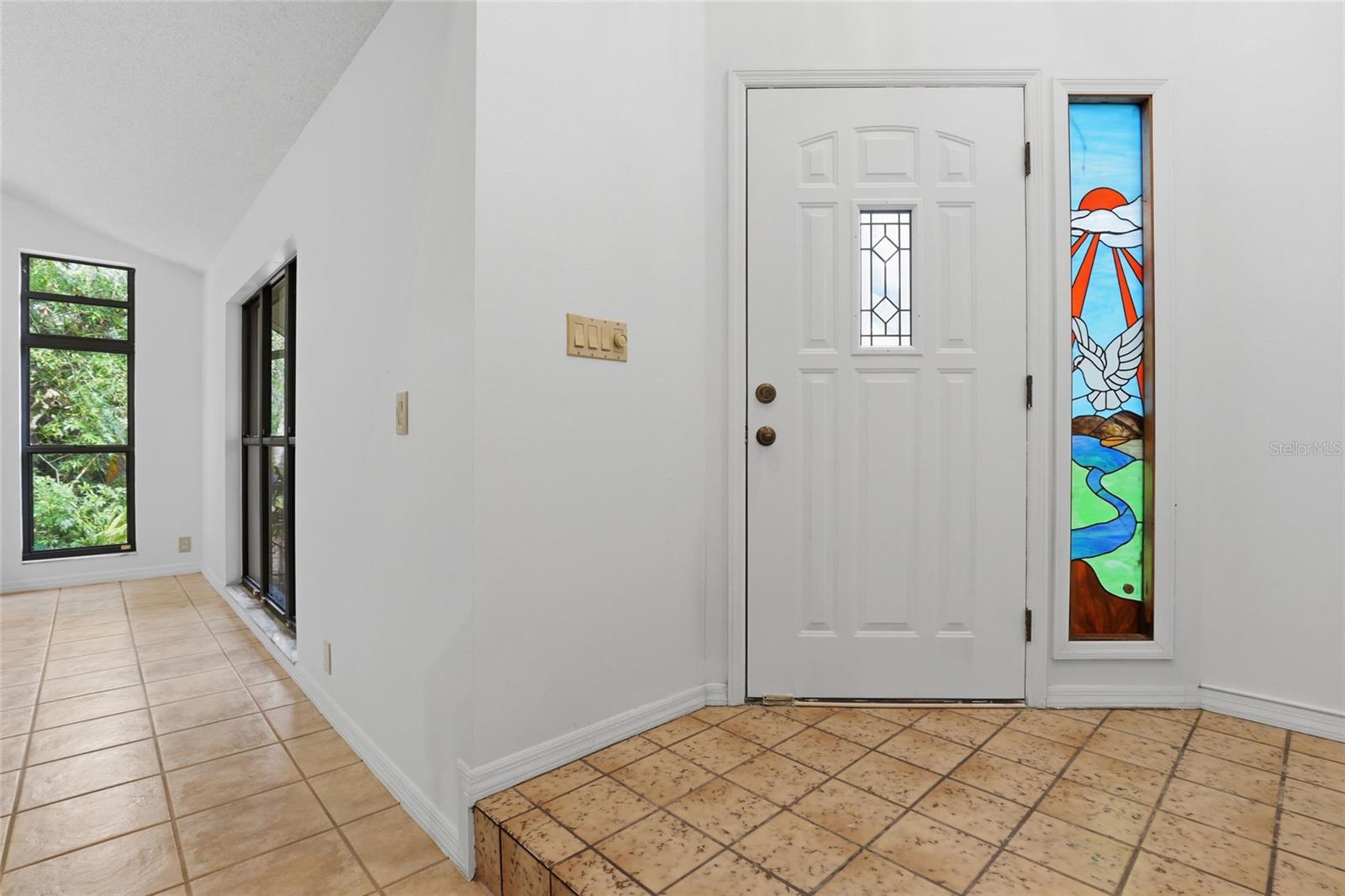 Image 4 of 46 For 7336 Curlew Street