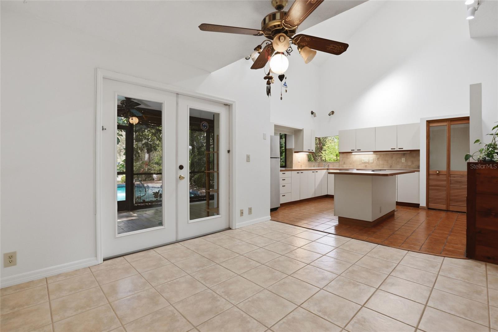 Image 9 of 46 For 7336 Curlew Street