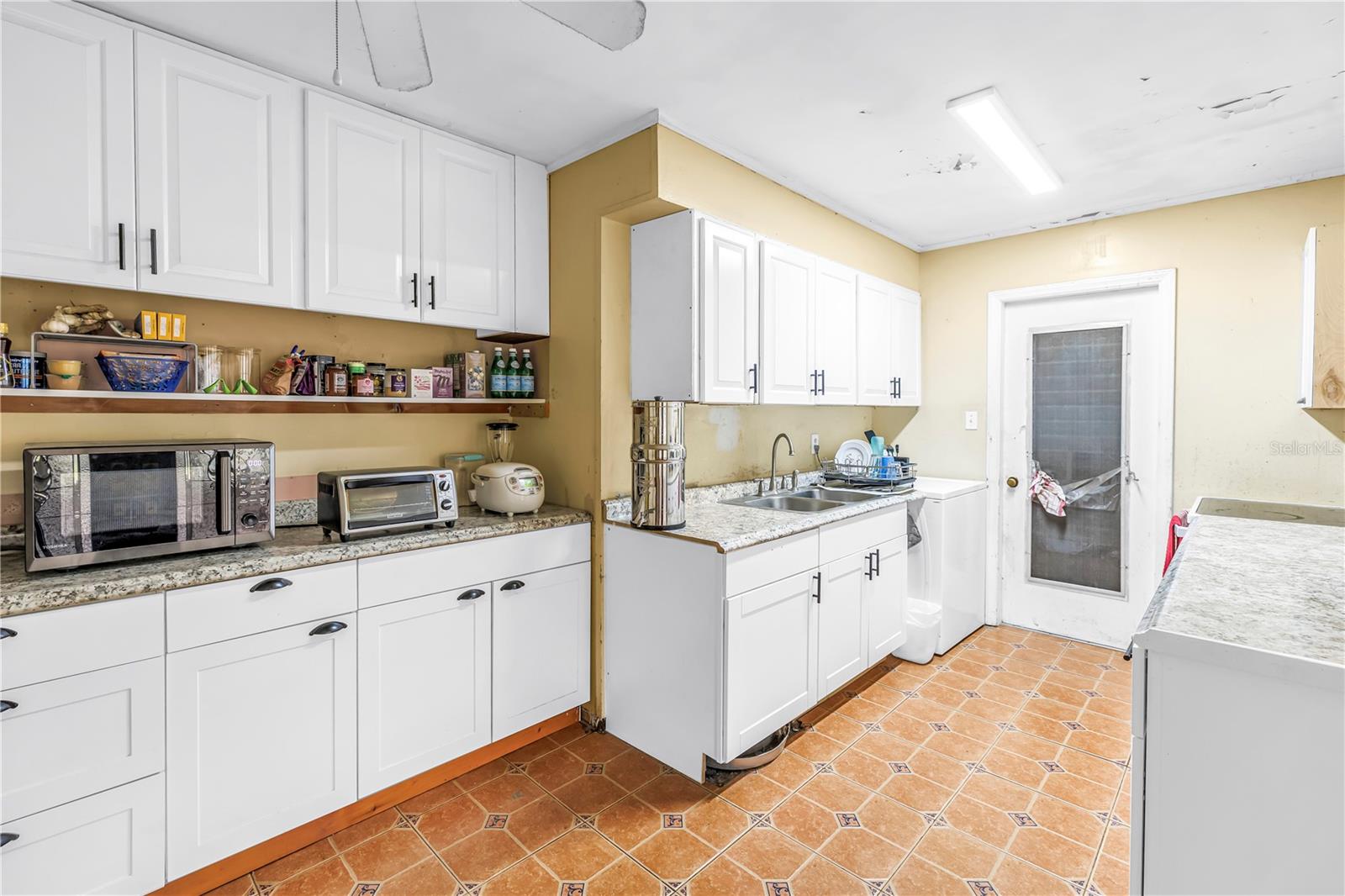 Image 9 of 24 For 2334 Prospect Street