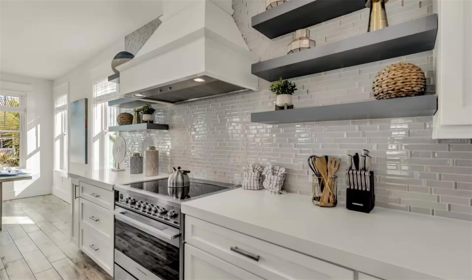 Image 12 of 41 For 2210 Avenue A