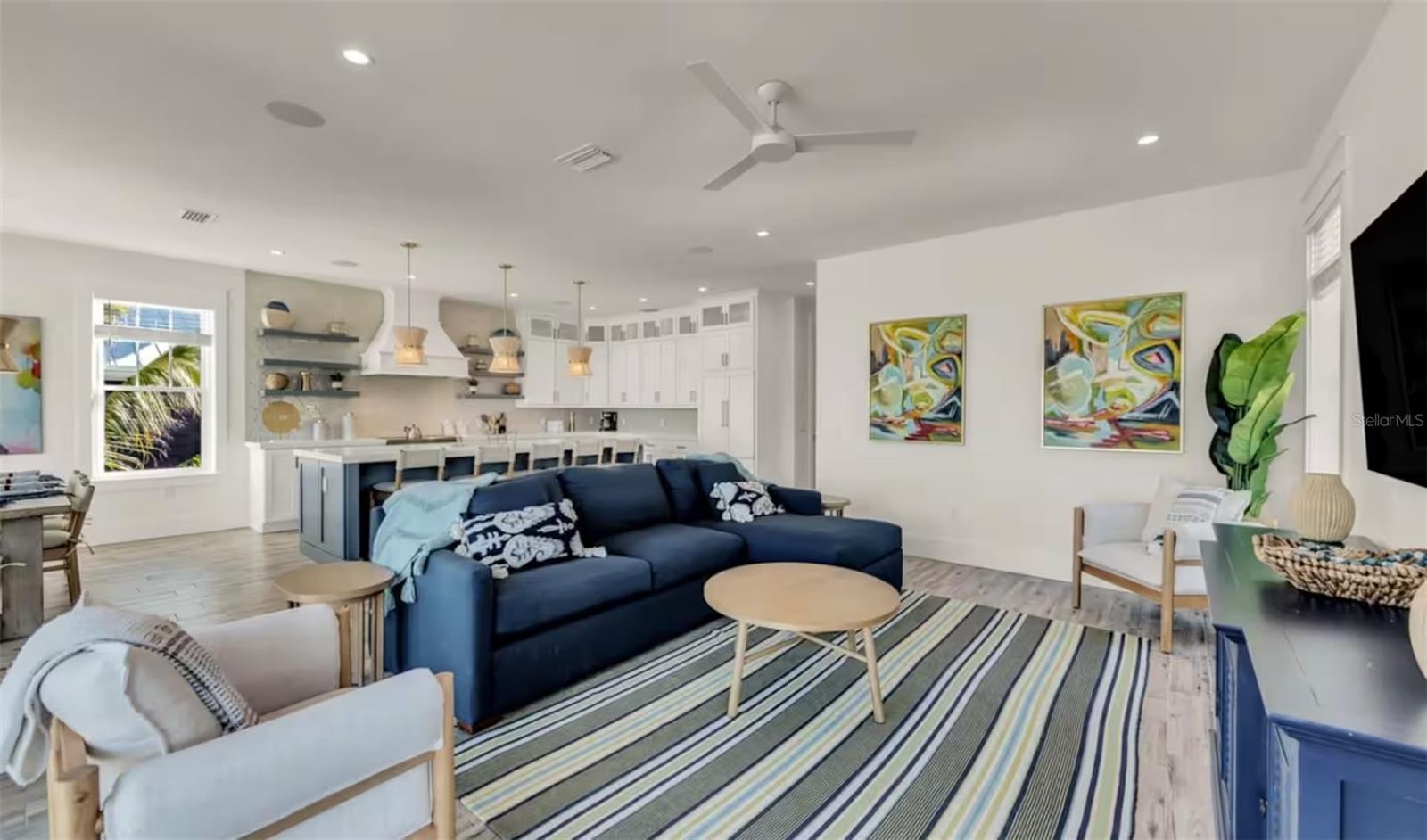 Image 15 of 41 For 2210 Avenue A