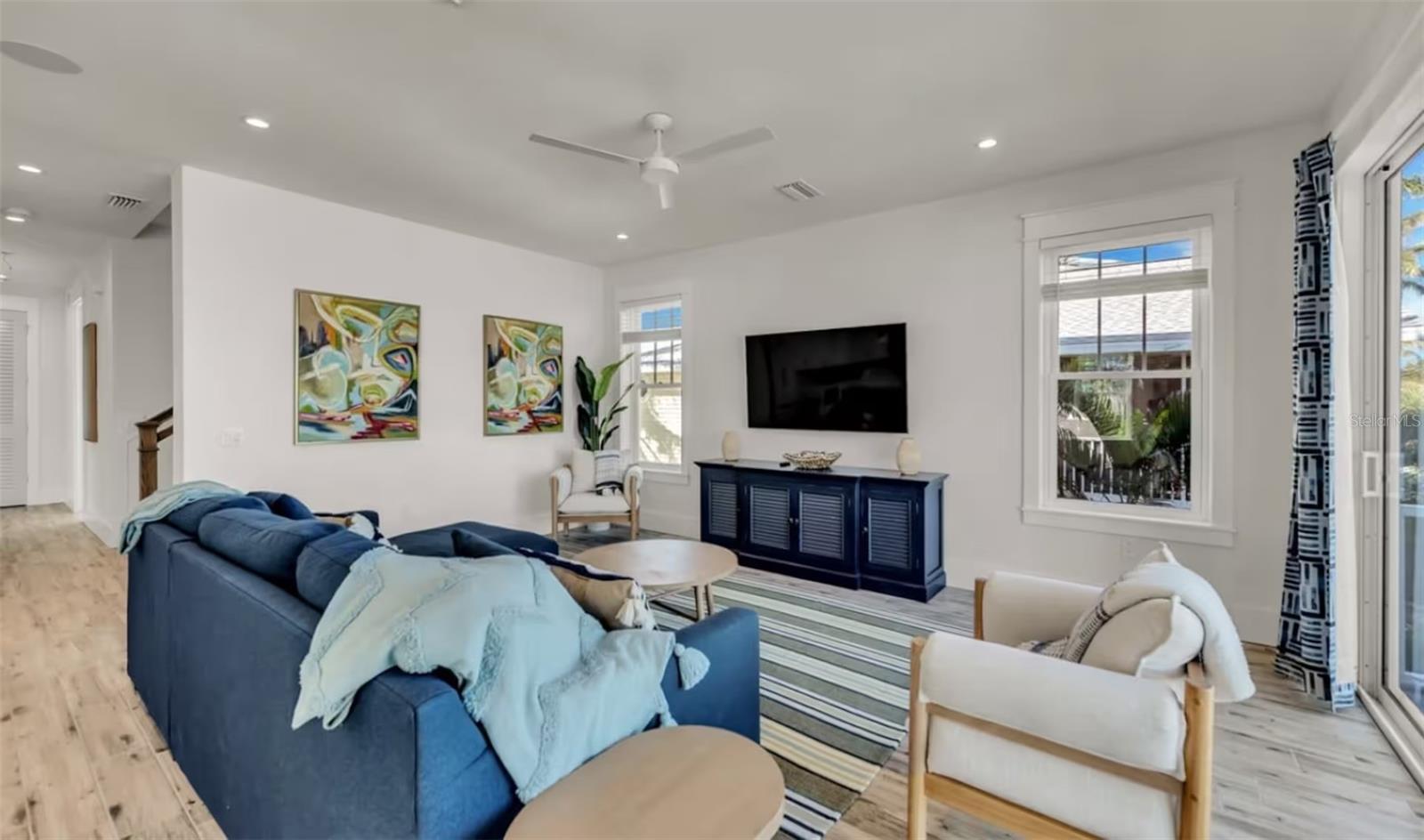 Image 16 of 41 For 2210 Avenue A