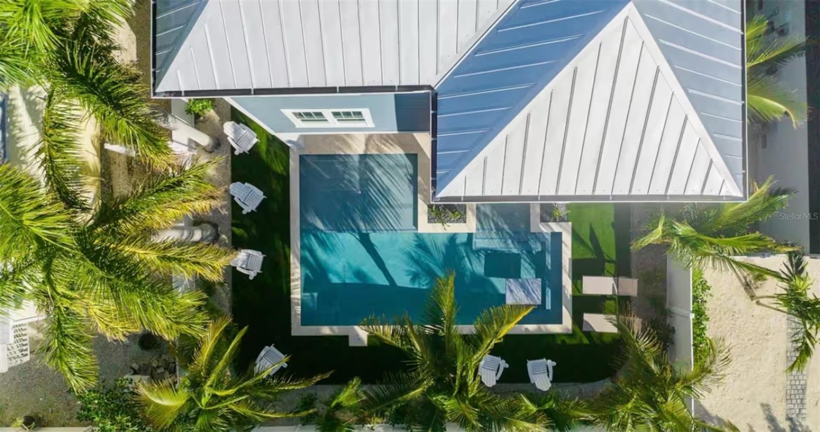 Image 4 of 41 For 2210 Avenue A