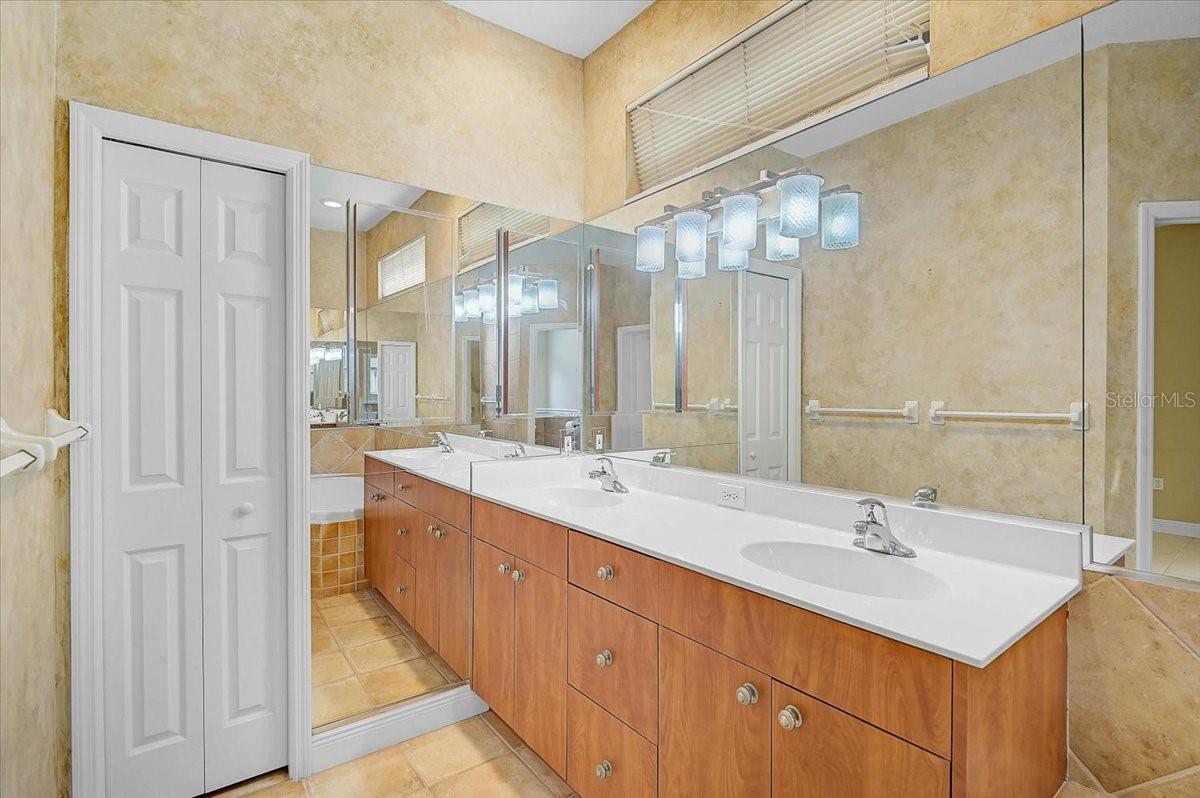 Image 16 of 36 For 5453 Ashton Manor Drive