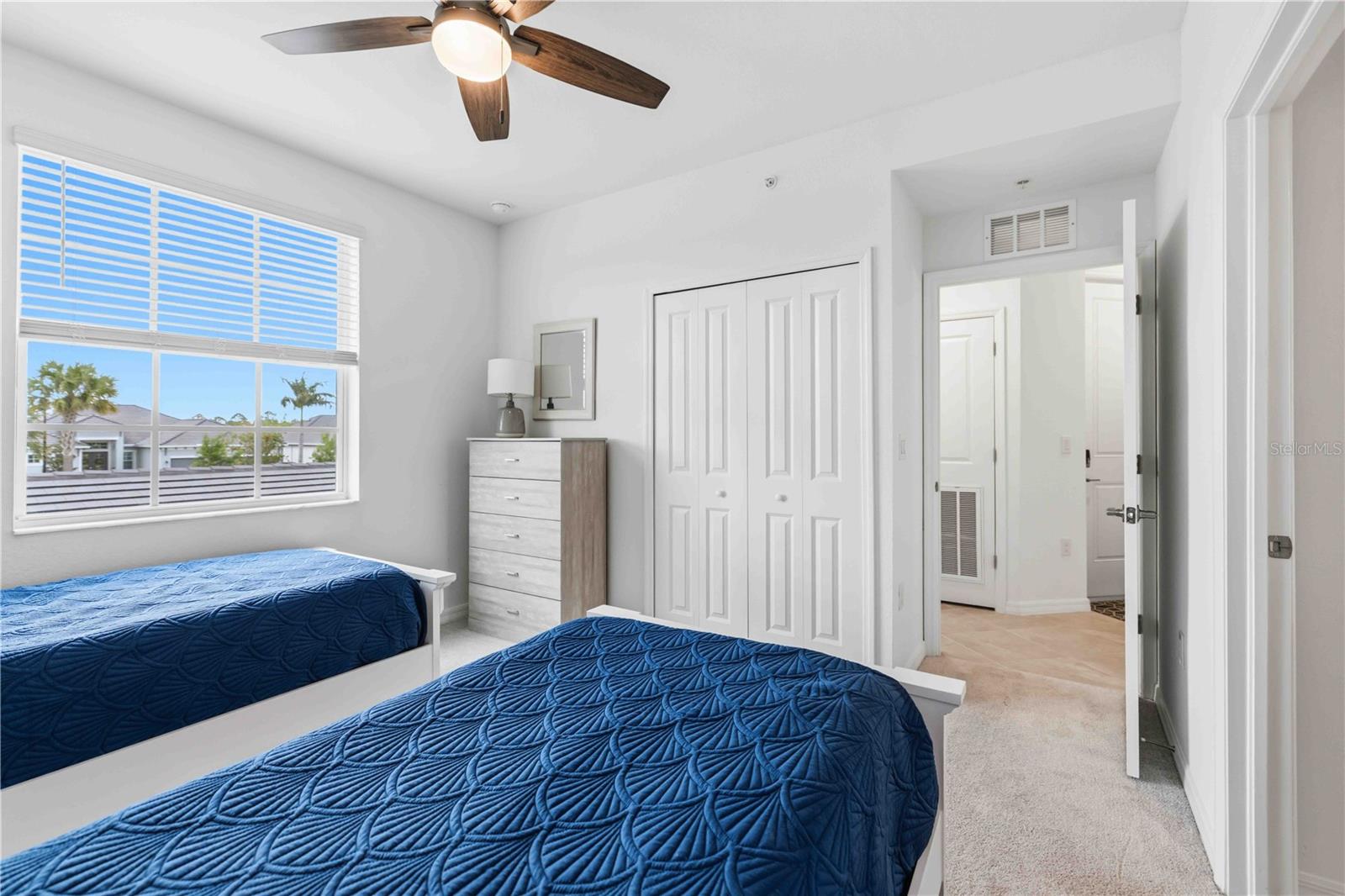 Image 35 of 70 For 12240 Wellen Golf Street 208