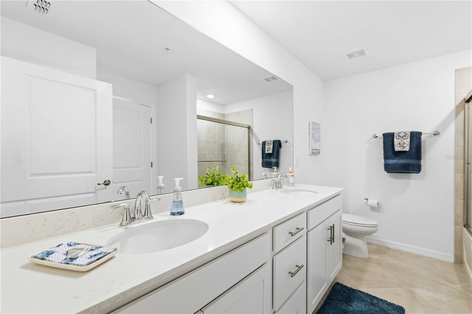 Image 36 of 70 For 12240 Wellen Golf Street 208