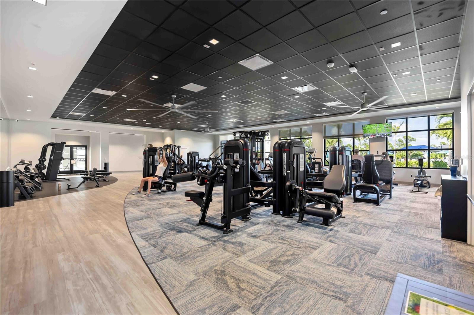 Image 52 of 70 For 12240 Wellen Golf Street 208