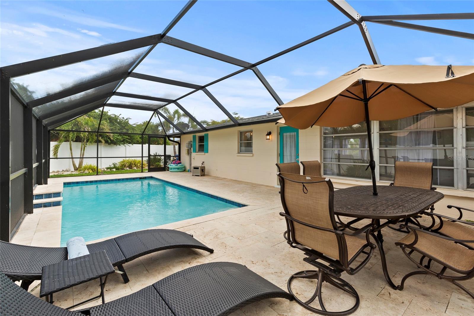 Image 14 of 19 For 6836 Roxbury Drive