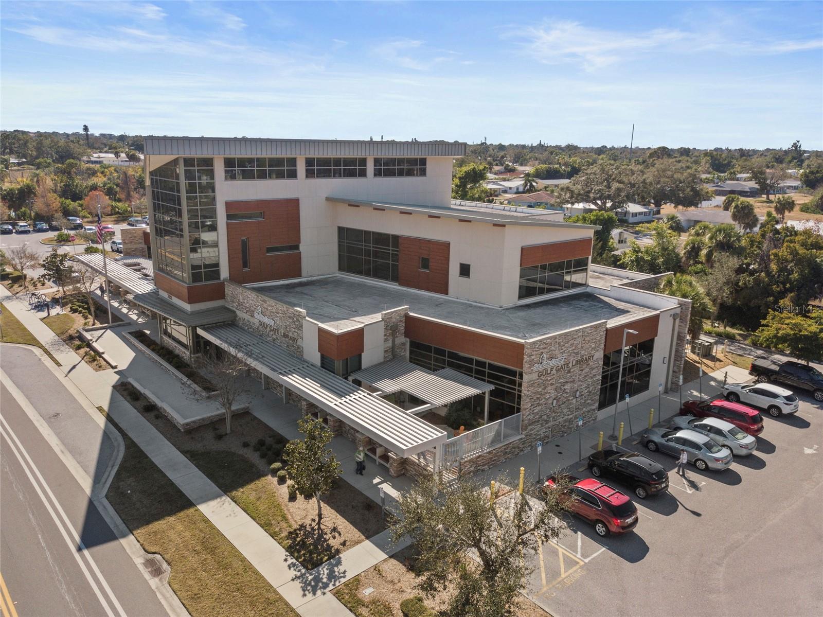 Image 18 of 19 For 6836 Roxbury Drive