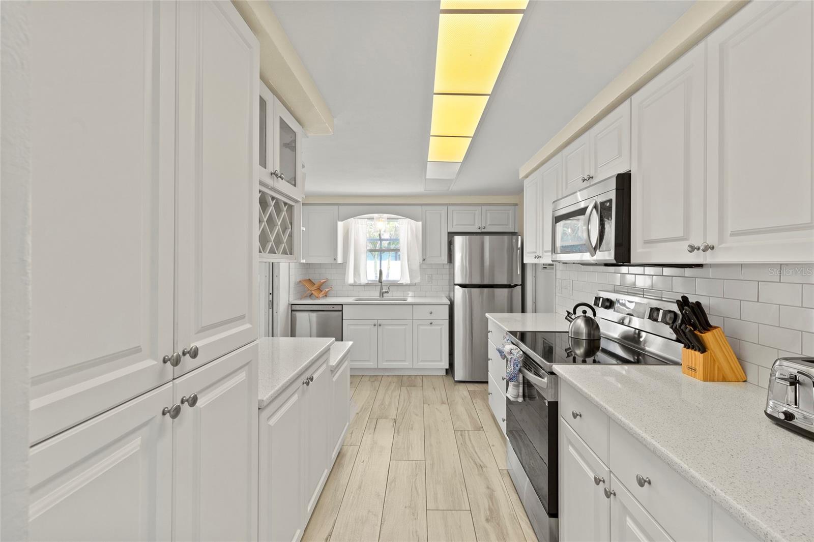 Image 2 of 19 For 6836 Roxbury Drive