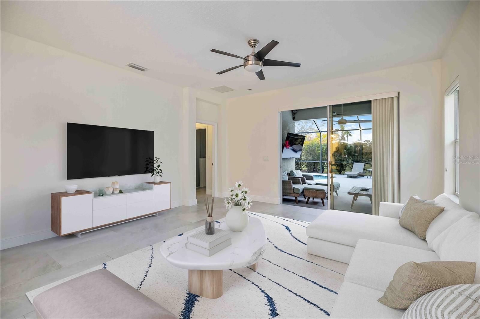 Image 25 of 54 For 12146 Longview Lake Circle