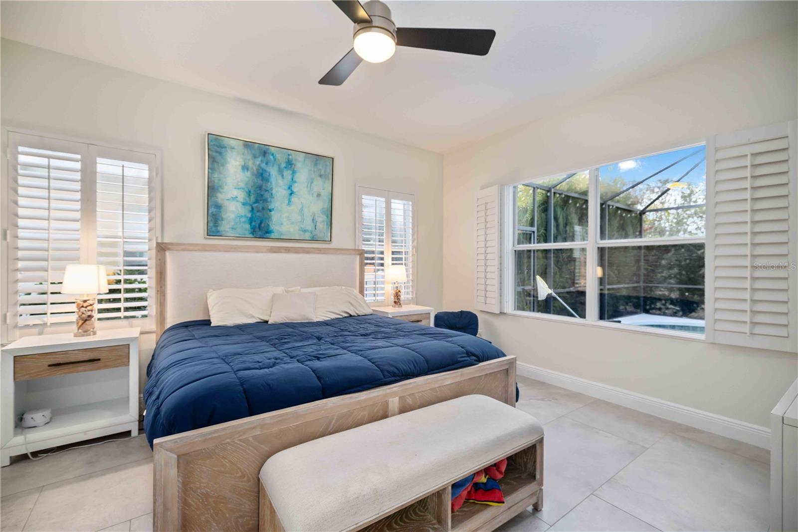 Image 27 of 54 For 12146 Longview Lake Circle