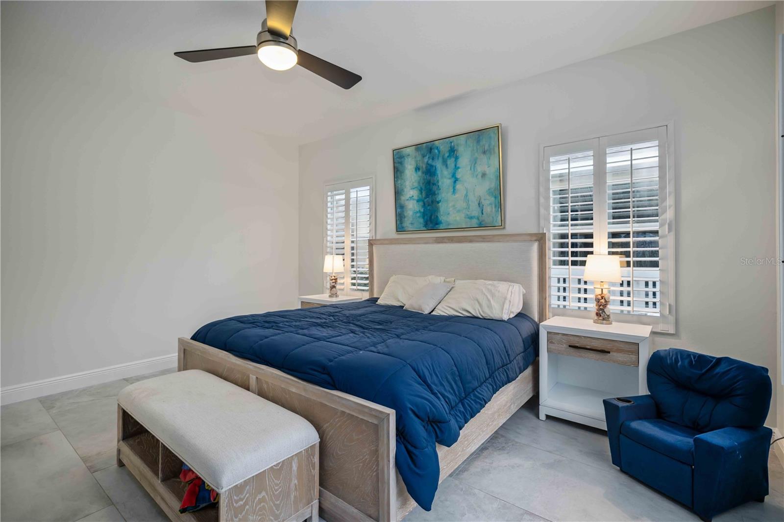 Image 28 of 54 For 12146 Longview Lake Circle