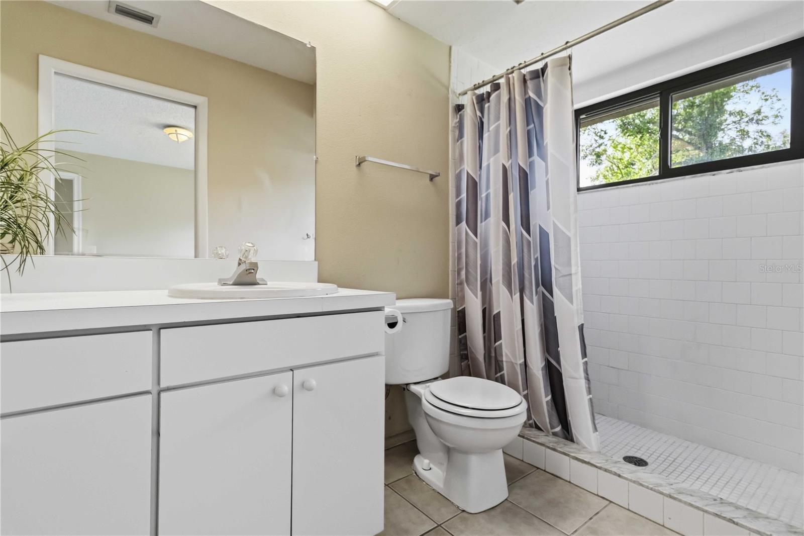 Image 18 of 29 For 1878 Joyce Street