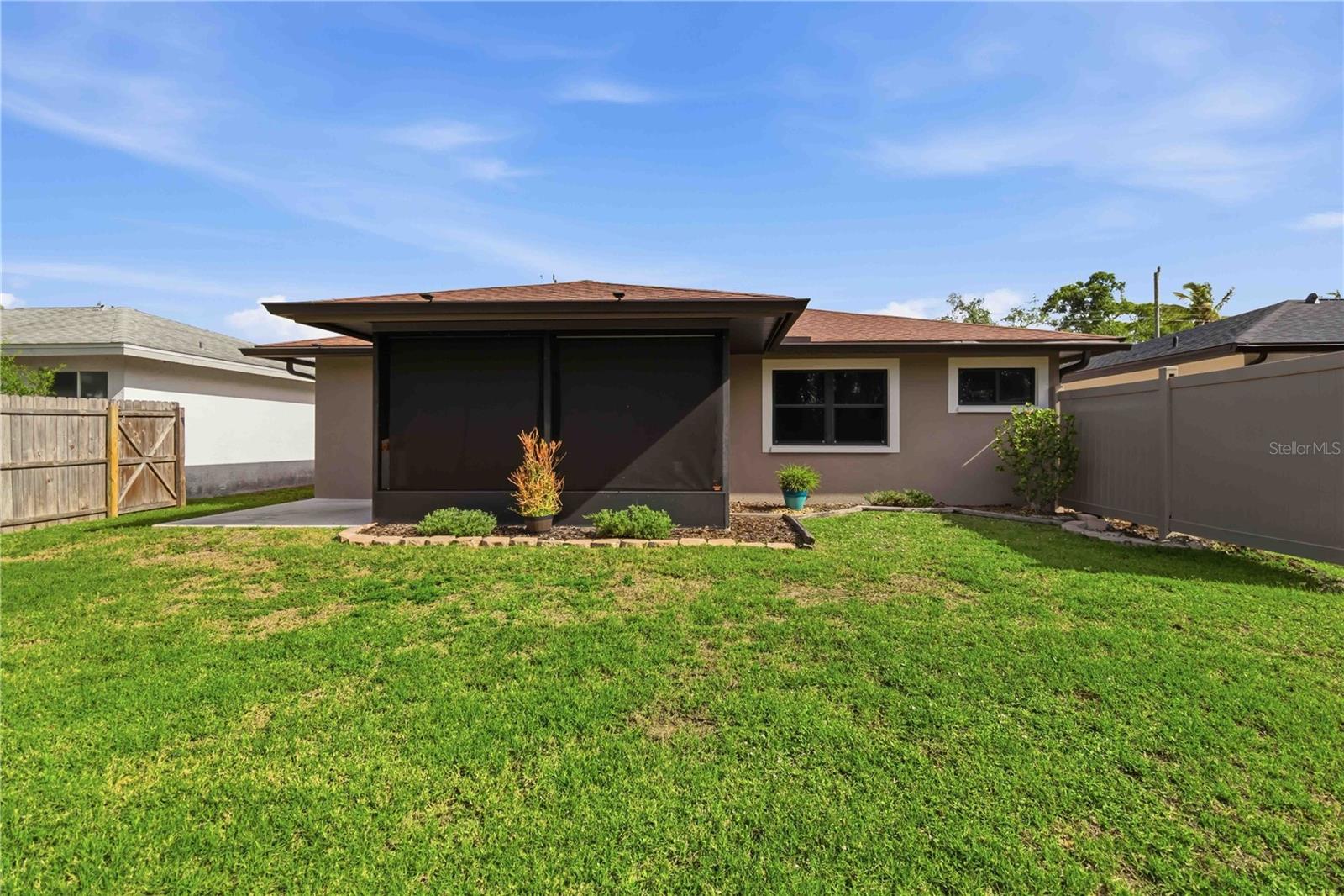 Image 27 of 29 For 1878 Joyce Street