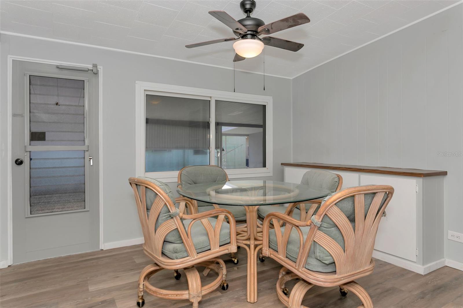 Image 15 of 37 For 5105 8th Street W