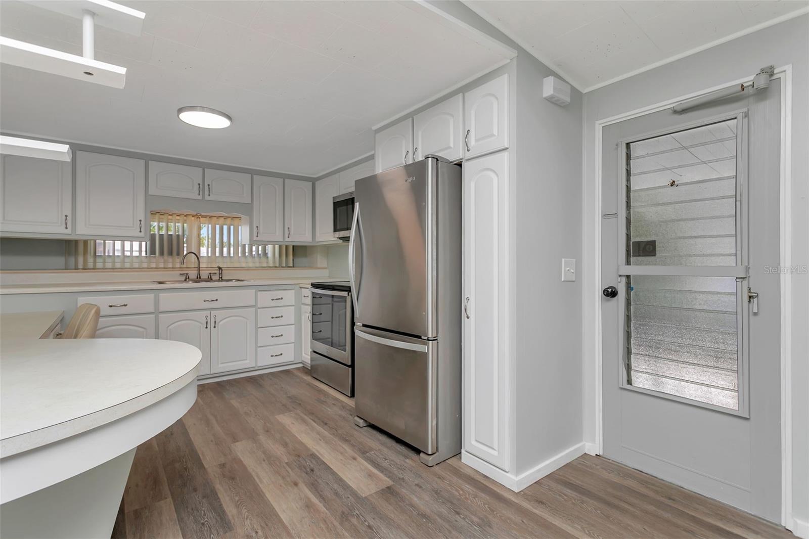 Image 19 of 37 For 5105 8th Street W