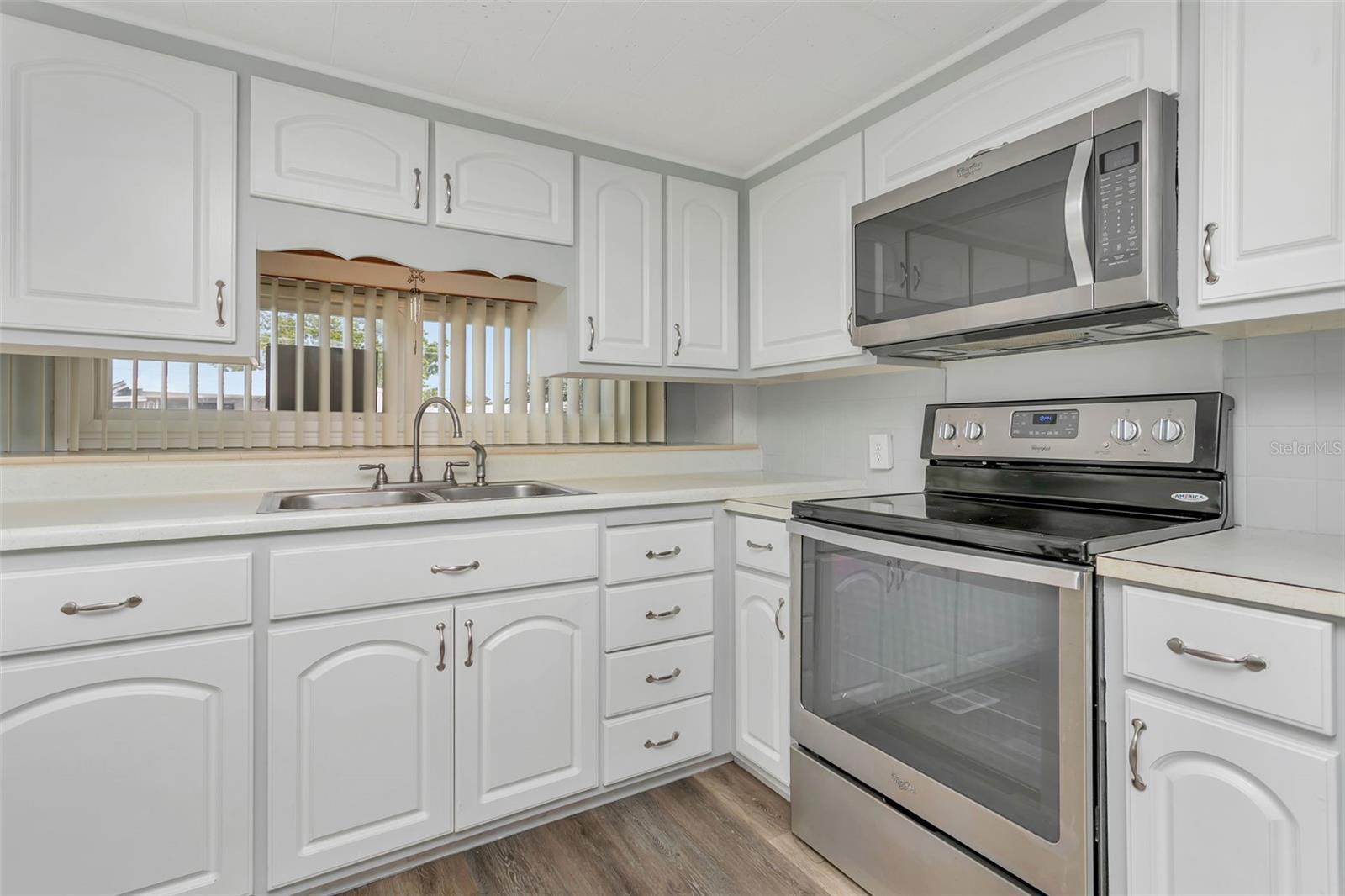 Image 20 of 37 For 5105 8th Street W