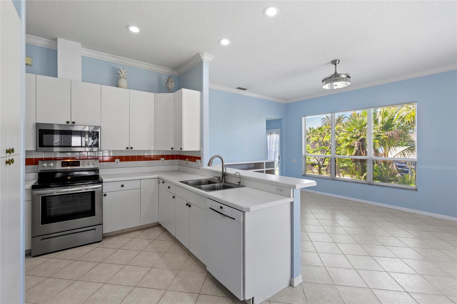 Image 2 of 27 For 4427 Shark Drive