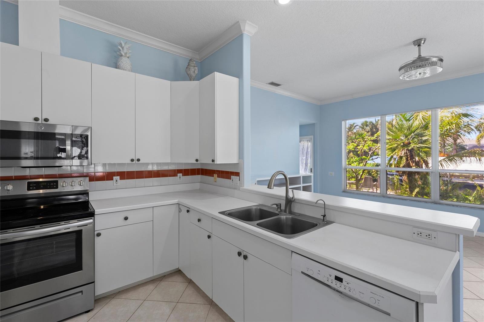 Image 4 of 27 For 4427 Shark Drive