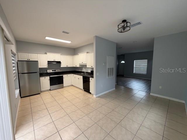 Image 2 of 6 For 7798 Plantation Circle