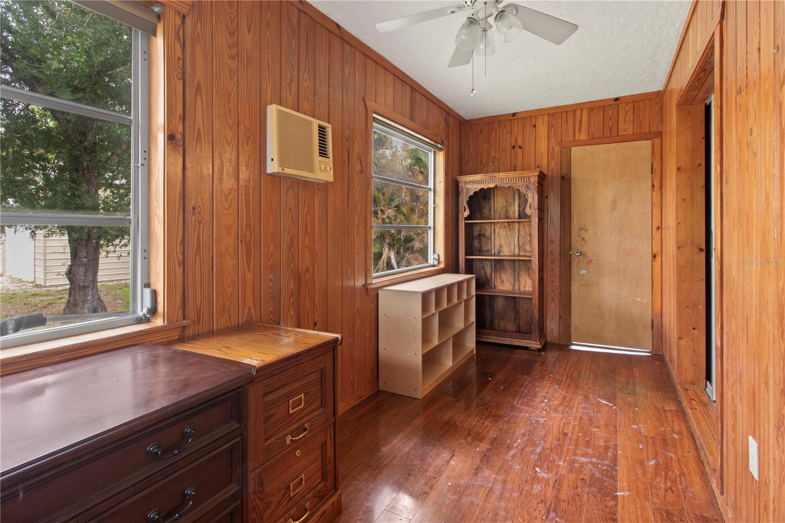 Image 15 of 59 For 1143 Meyers Road