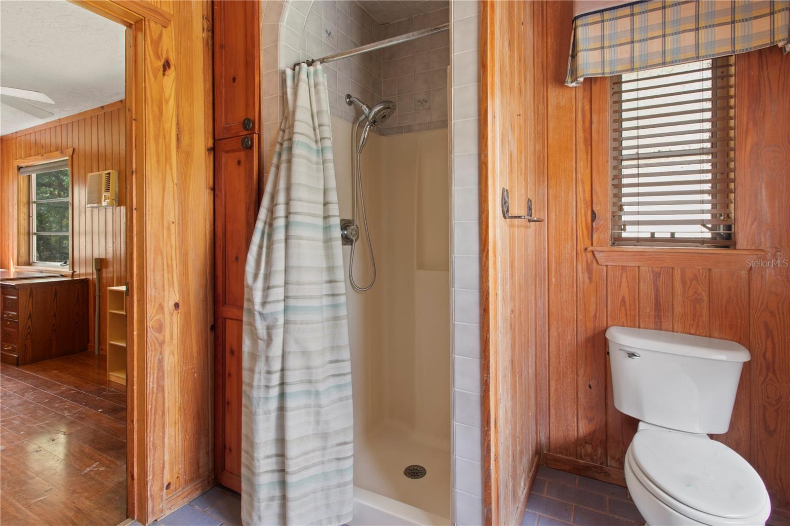 Image 17 of 59 For 1143 Meyers Road