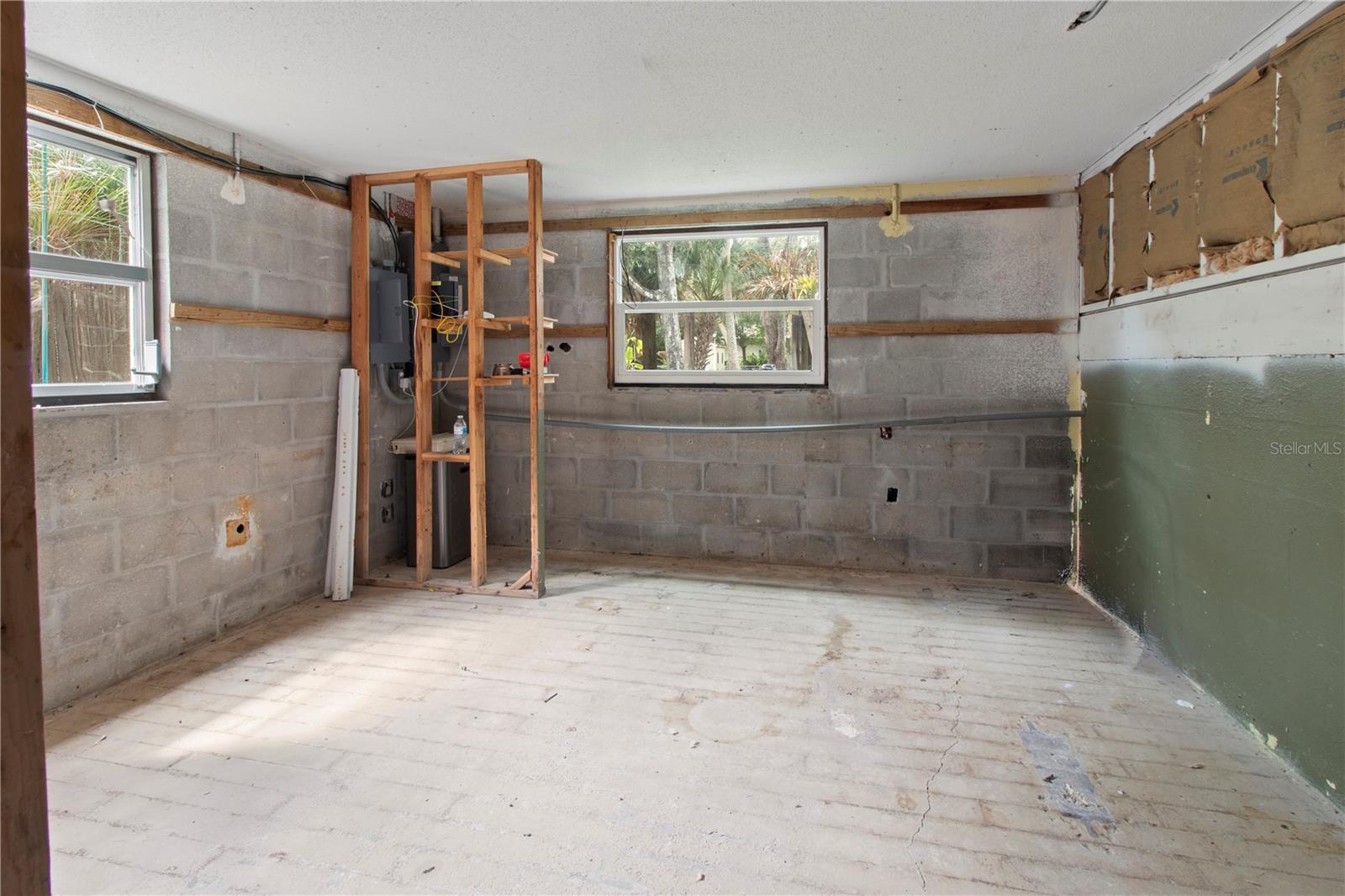 Image 34 of 59 For 1143 Meyers Road