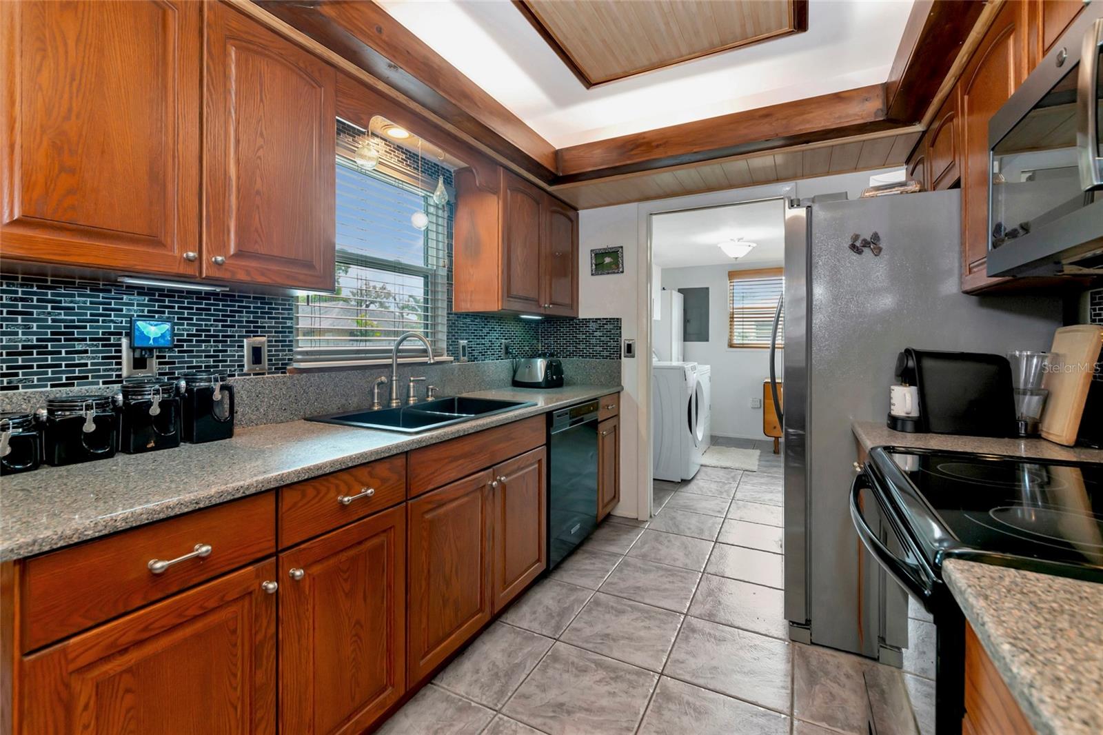 Image 25 of 59 For 2631 Fiesta Drive