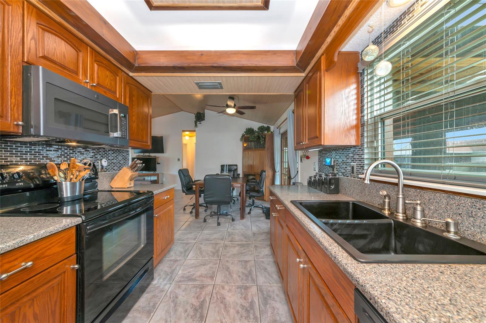 Image 28 of 59 For 2631 Fiesta Drive