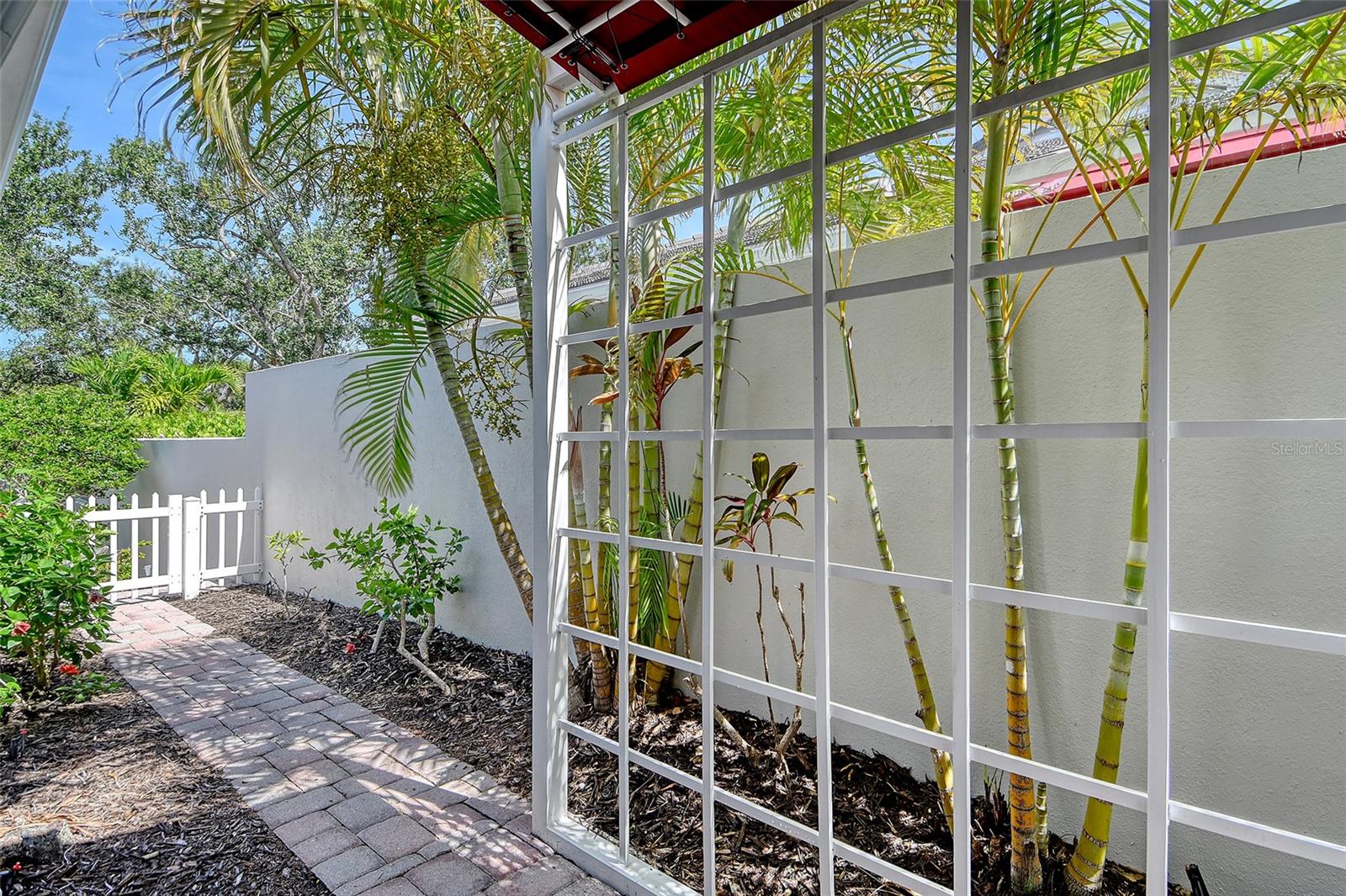 Image 19 of 46 For 3427 Winding Oaks Drive 14