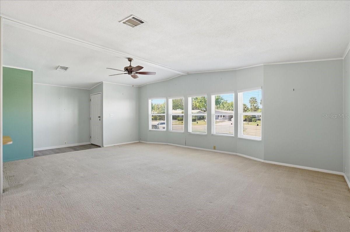 Image 25 of 46 For 8514 Monarch Place