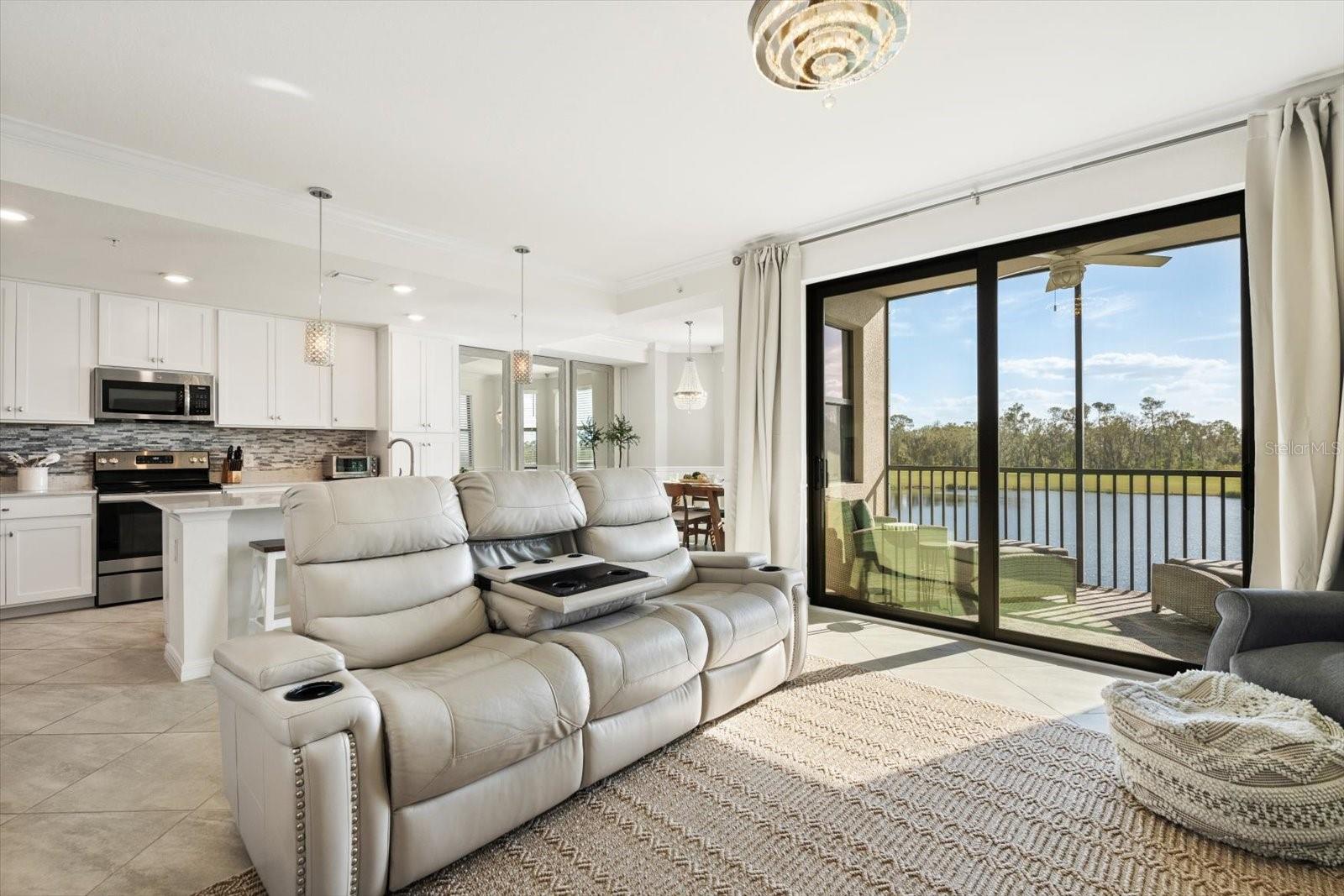 Image 14 of 46 For 17704 Gawthrop Drive 207