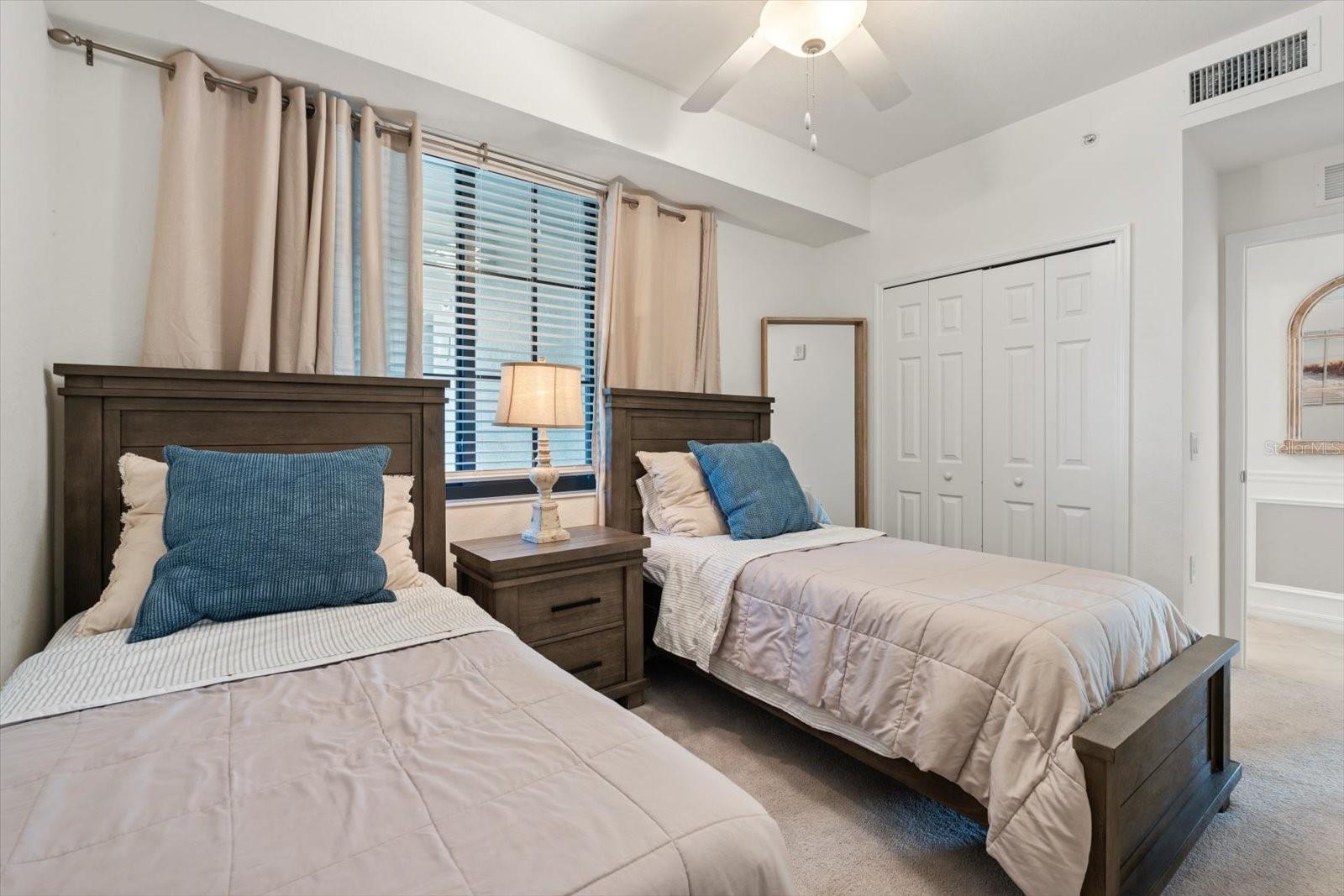 Image 25 of 46 For 17704 Gawthrop Drive 207