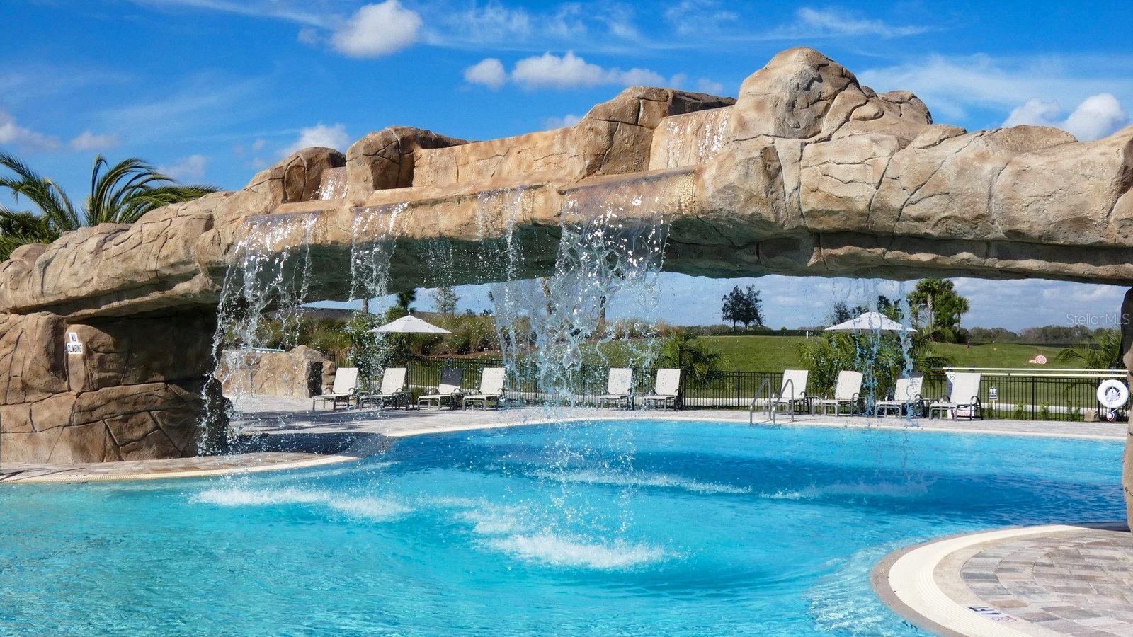 Image 41 of 46 For 17704 Gawthrop Drive 207