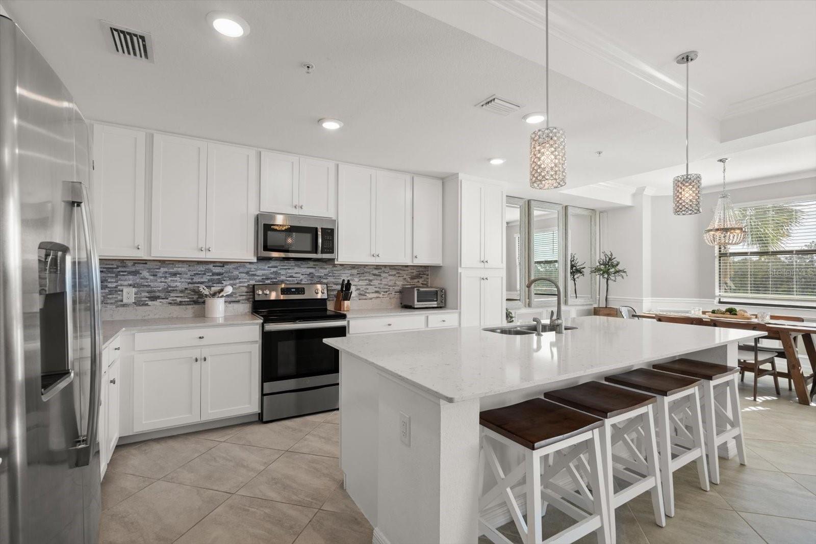 Image 6 of 46 For 17704 Gawthrop Drive 207